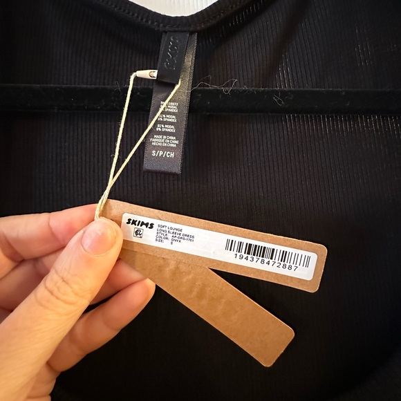 NWT Skims ribbed fits everybody soft lounge long sleeve dress - onyx black - Picture 5 of 11